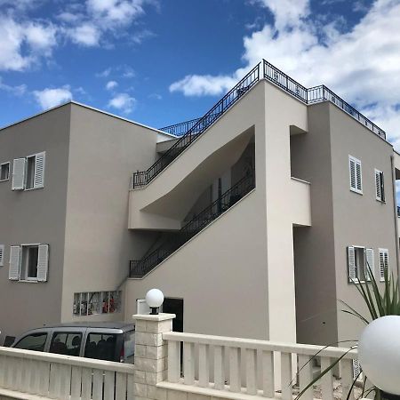 Apartment Lizzi. Τρογκίρ Εξωτερικό φωτογραφία