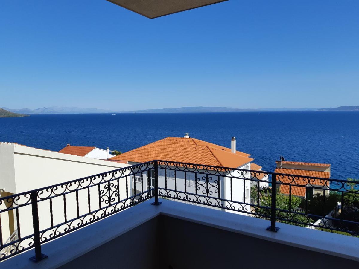 Apartment Lizzi. Τρογκίρ Εξωτερικό φωτογραφία