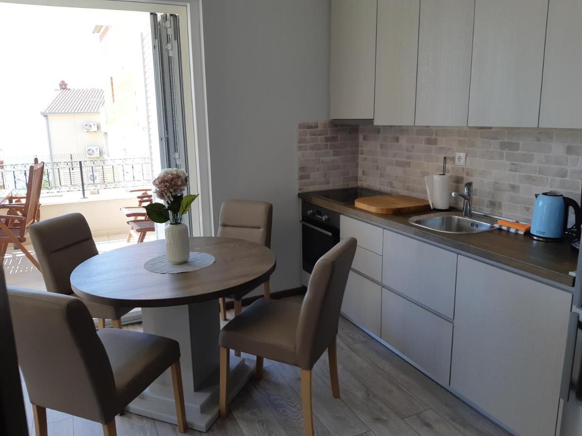 Apartment Lizzi. Τρογκίρ Εξωτερικό φωτογραφία