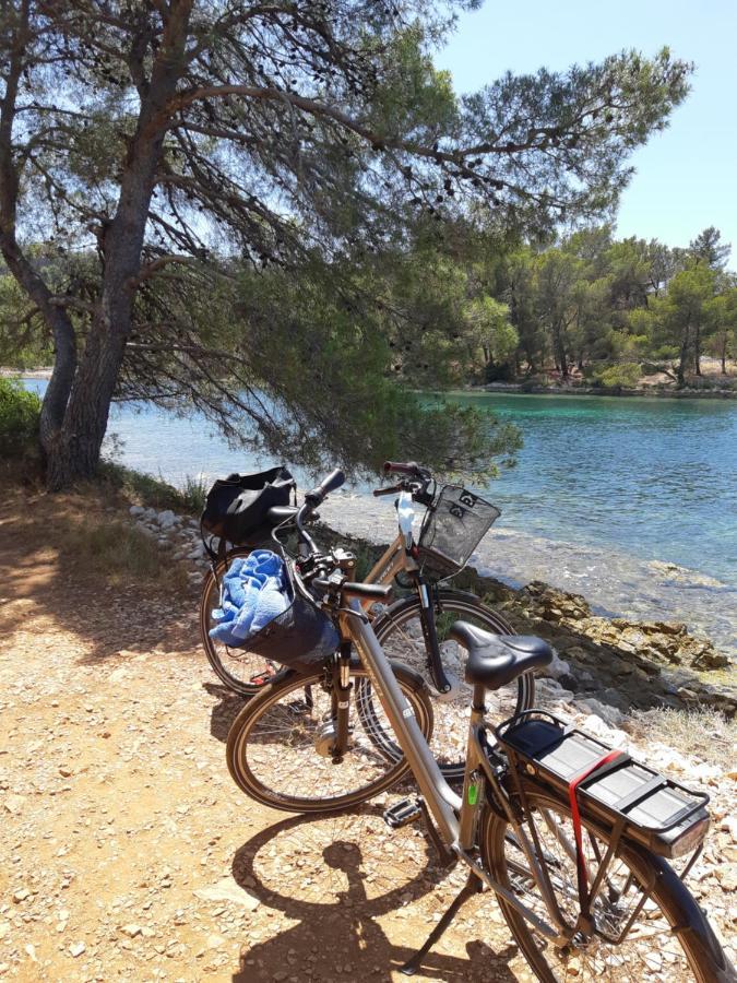 Apartment Lizzi. Τρογκίρ Εξωτερικό φωτογραφία